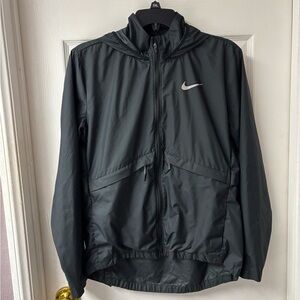 Nike Men's Dark Gray Windbreaker